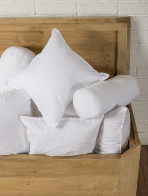 Cushion Covers + Pads: How to Decide on Size –