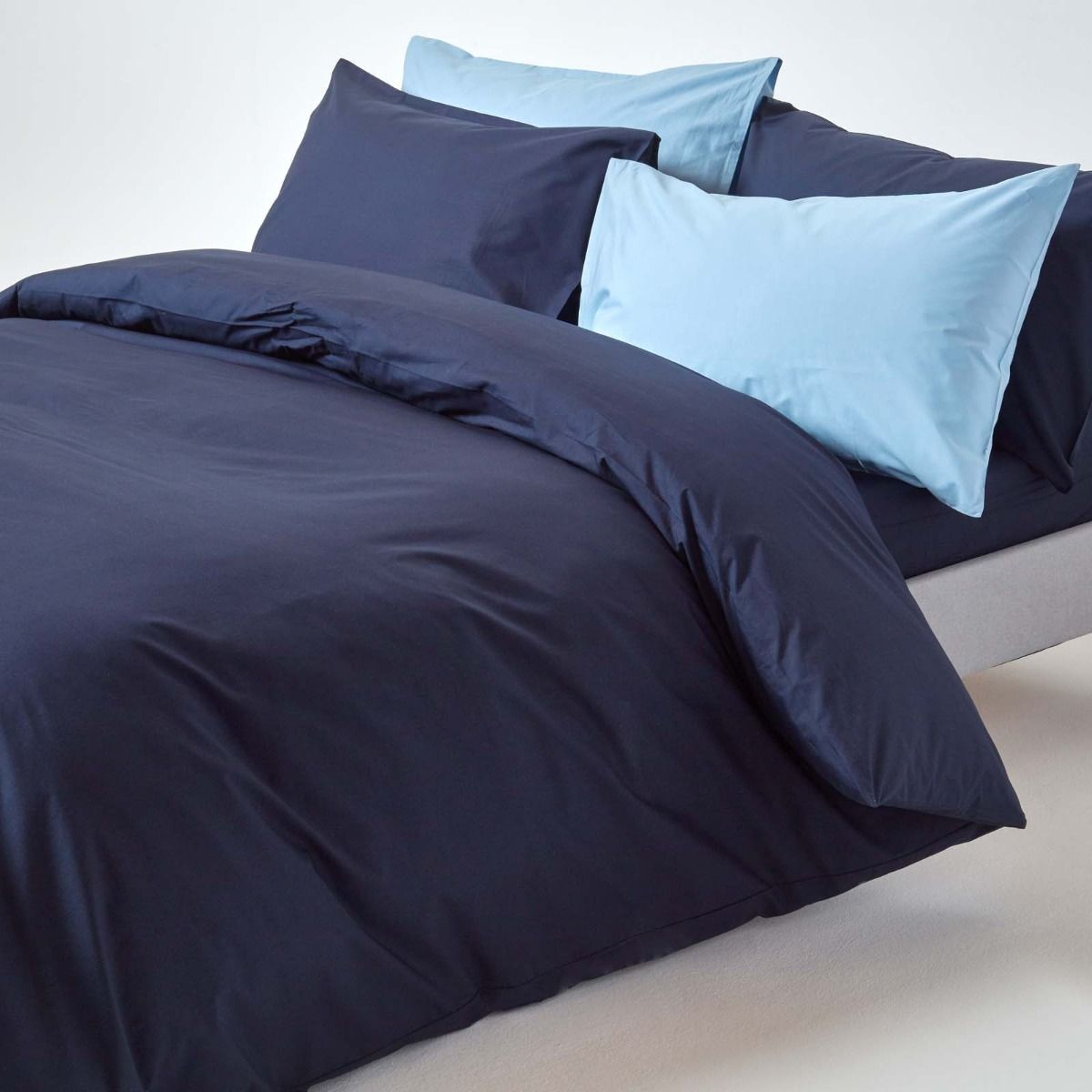 200 Thread Count Egyptian Cotton Bed Linen in Navy Blue All Sizes 