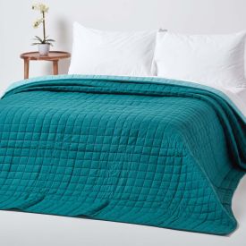 100% Cotton Reversible Twin Colour Quilted Bedspread Throw HOMESCAPES Light Sage Green & Cream Washable Bedding Sofa Throw Double 200 x 200 cm 